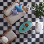 Coussin lavande à motif tressé