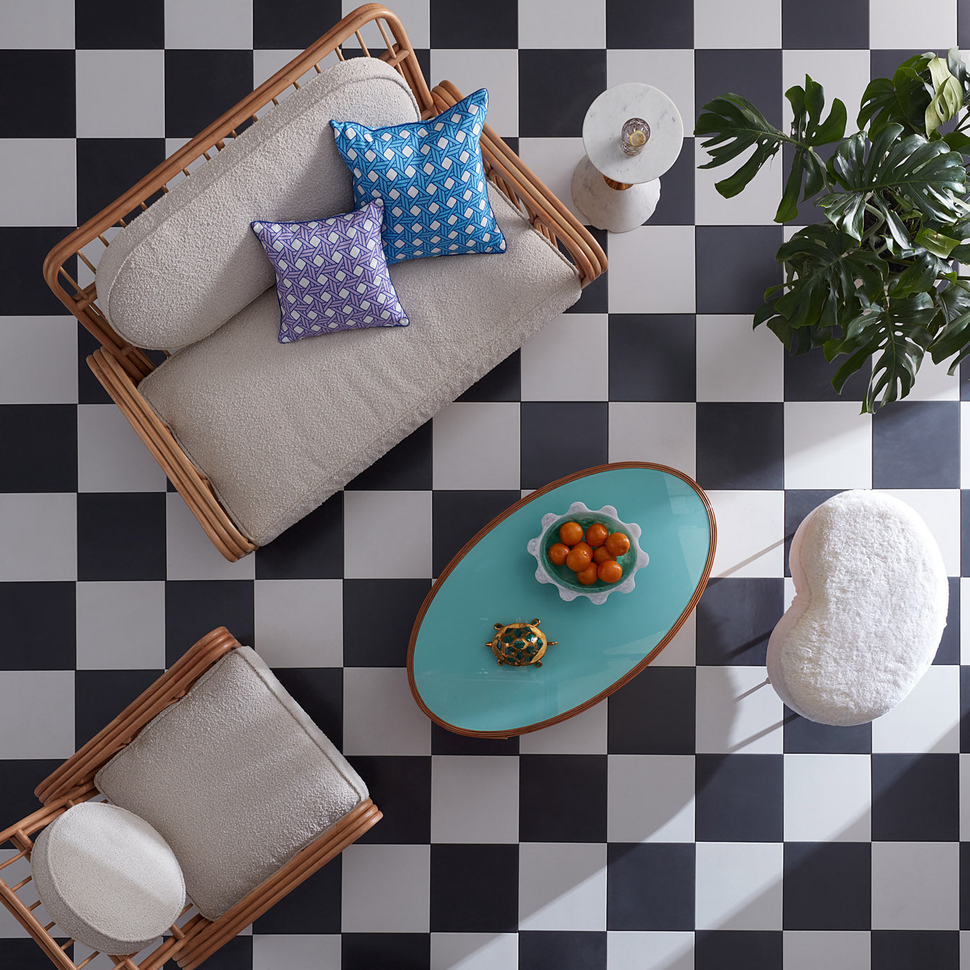 Coussin lavande à motif tressé