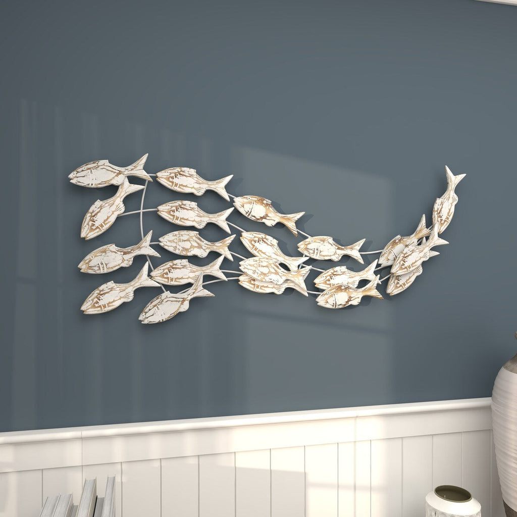 Décoration murale artisanale en bois représentant un poisson nageur, effet vieilli marron - Blanc - Roche River Decor